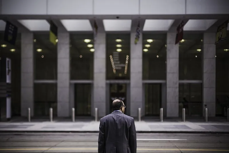 Leer entre líneas: cómo interpretar los estados financieros de un socio B2B antes de cerrar cualquier trato internacional