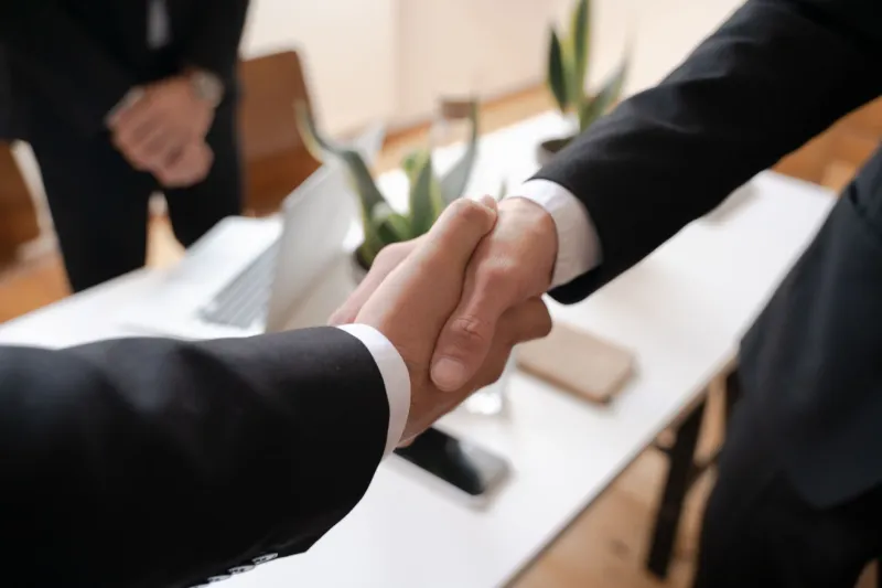 Renegociar sin romper: cómo preservar relaciones B2B clave cuando las condiciones del mercado cambian